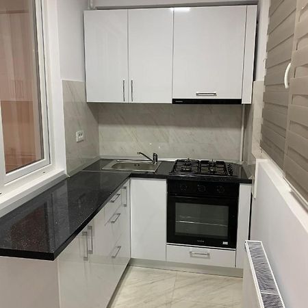 Apartament Cu Regim Hotelier Militari Residence Helen Chiajna Bagian luar foto